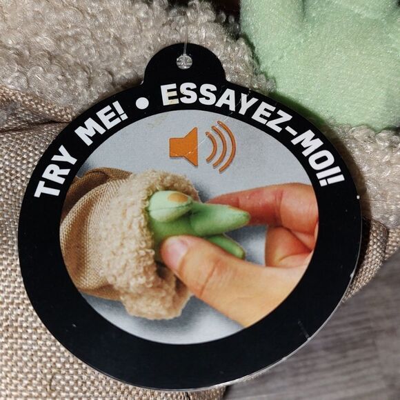 Mandalorian The Child Star Wars Talking Plush Baby Yoda - Picture 5 of 7